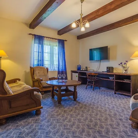 Ruunawere Hotel *