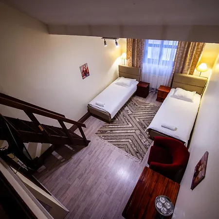 Ruunawere Hotel *