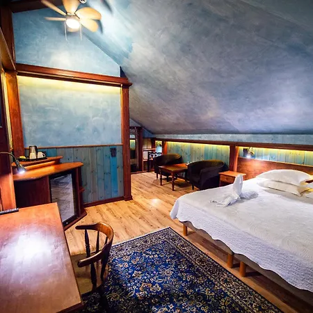 Ruunawere Hotel *